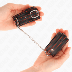 Comprar KINK - MUÑEQUERAS PEQUEÑA NEGRO CON DETALLES EN ROJO AJUSTABLE 14-24 CM X 3.5 CM al mejor precio - Envíos Discretos